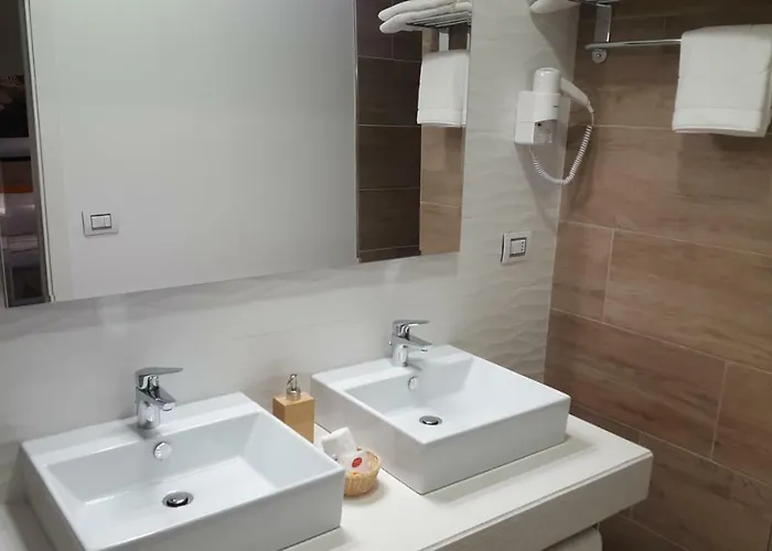 Vanessa 4* Альба-Адриатика