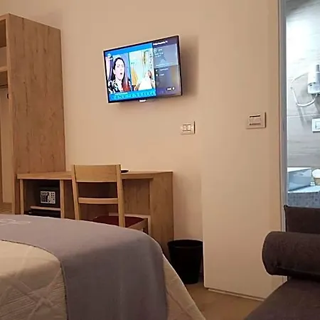 Bed & Breakfast Vanessa Alba Adriatica